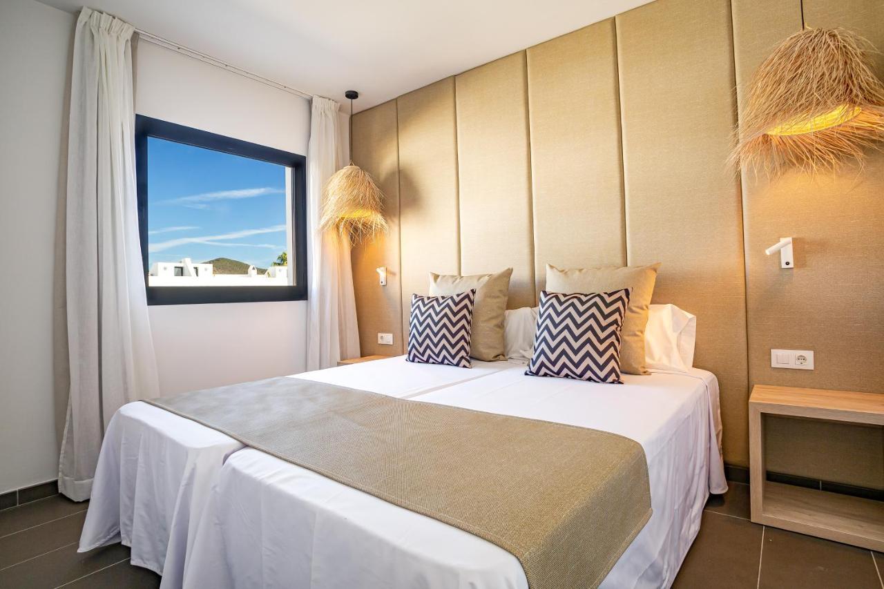 มิกคอร์น อิบิซา สวีทแอนด์สปา Aparthotel ปลายาเดนบอสซา ภายนอก รูปภาพ